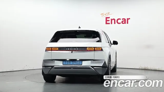 Hyundai Ioniq 5 — Фото автомобиля 4