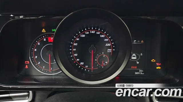 Hyundai Avante CN7 — Фото автомобиля 8