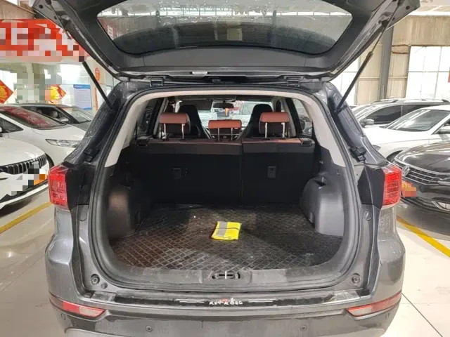 Changan CS75 — Фото автомобиля 18