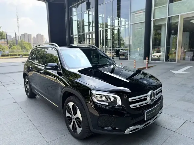 Mercedes-Benz GLB-Class — Фото автомобиля 4