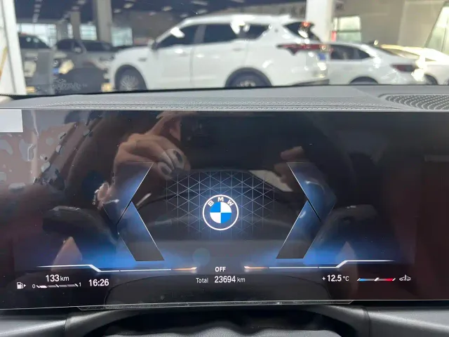 BMW 3 Series — Фото автомобиля 13
