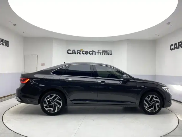 Volkswagen Sagitar — Фото автомобиля 4
