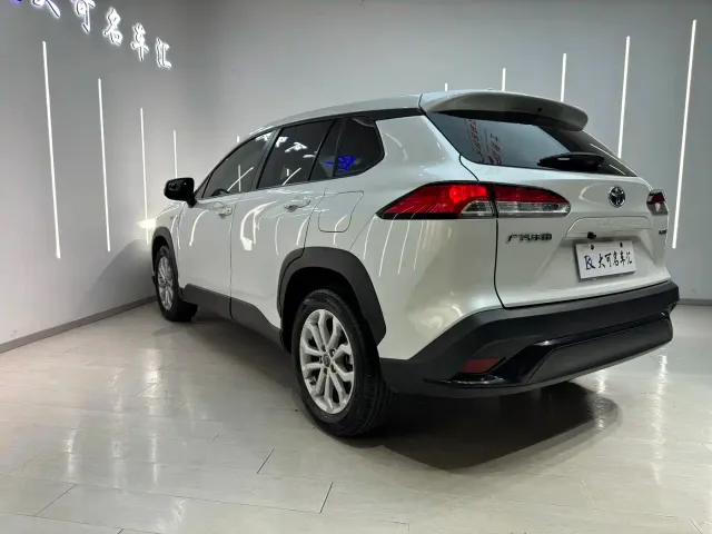 Toyota Frontlander — Фото автомобиля 7