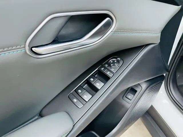 BYD Qin L 2025 EV 470KM Leading Edition — Фото автомобиля 18