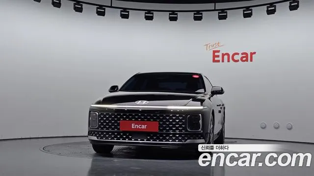 Hyundai Grandeur GN7 — Фото автомобиля 3