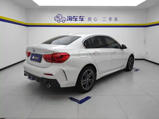 BMW 1 Series — Фото автомобиля 3