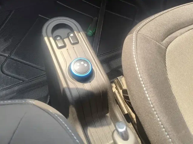 Wuling Hongguang Mini EV — Фото автомобиля 13