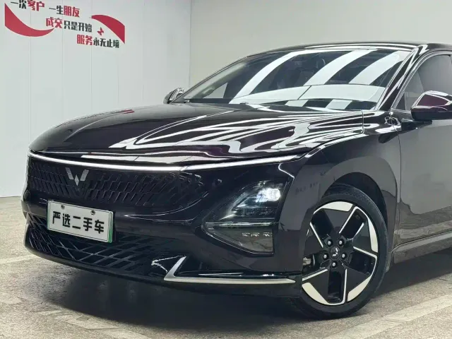 Wuling Starlight — Фото автомобиля 4