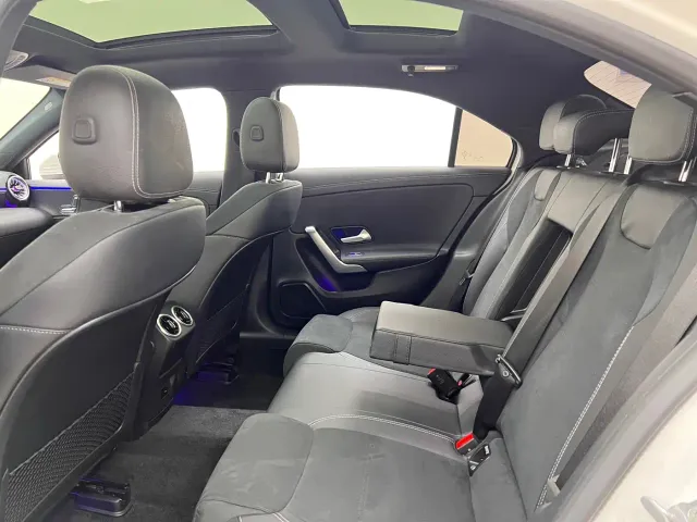 Mercedes-Benz A-Class — Фото автомобиля 18