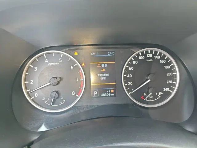 Nissan Sylphy — Фото автомобиля 11