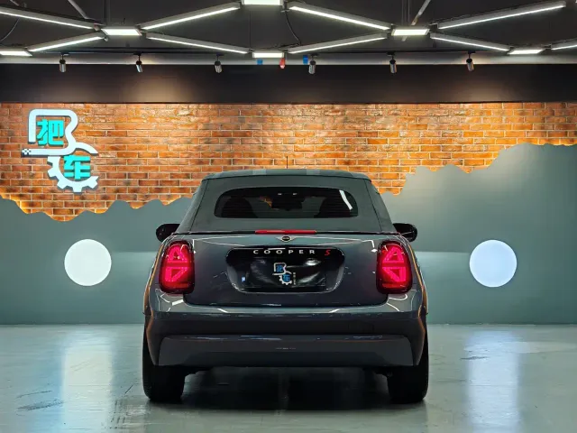 MINI Hatch — Фото автомобиля 13