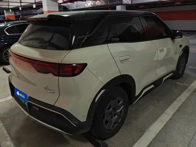 BYD Yuan UP — Фото автомобиля 3