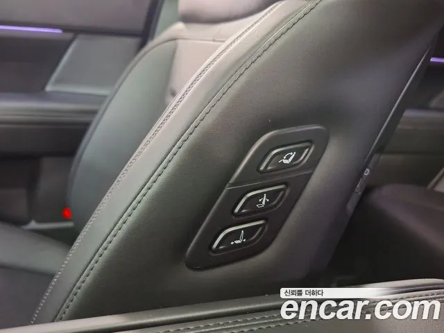 Hyundai Santa Fe — Фото автомобиля 12