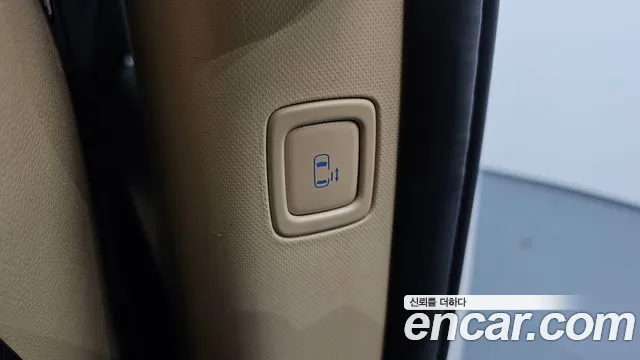 Hyundai Staria — Фото автомобиля 23