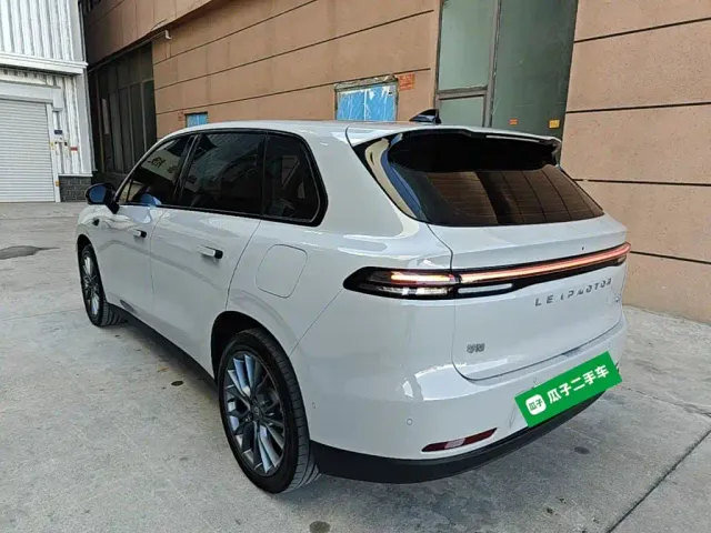 Leapmotor C10 — Фото автомобиля 4