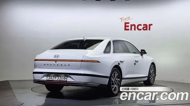 Hyundai Grandeur Grandeur (GN7) 3.5 LPG 2WD (Такси) — Фото автомобиля 2