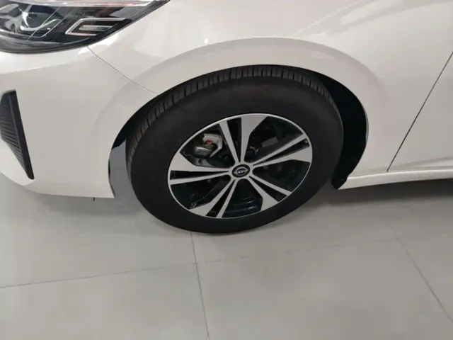 Nissan Sylphy — Фото автомобиля 22