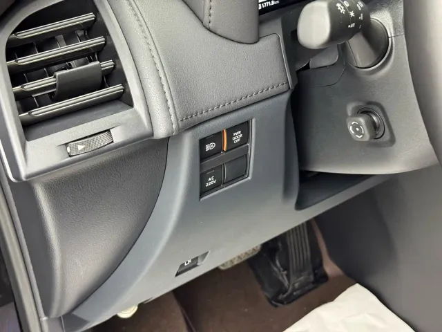 Toyota Vellfire — Фото автомобиля 7