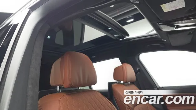 BMW X7 — Фото автомобиля 16