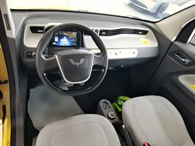 Wuling Hongguang Mini EV — Фото автомобиля 9