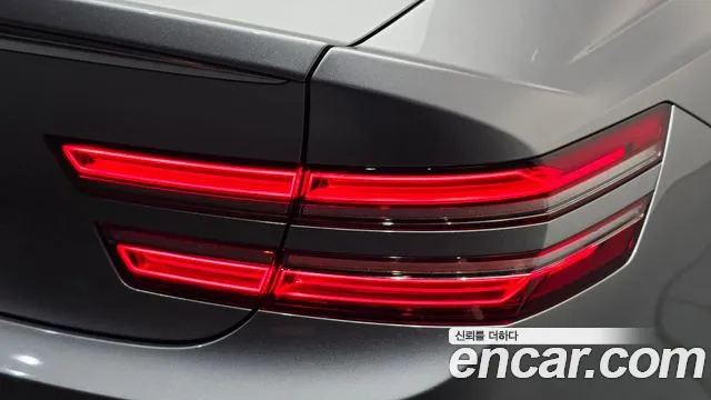 Genesis G80 RG3 — Фото автомобиля 8