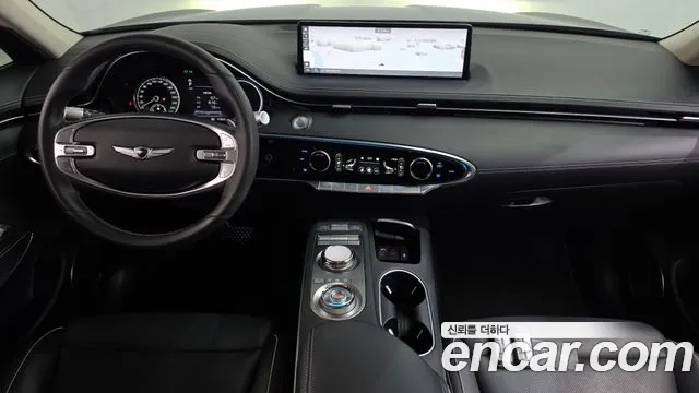 Genesis GV70 — Фото автомобиля 10