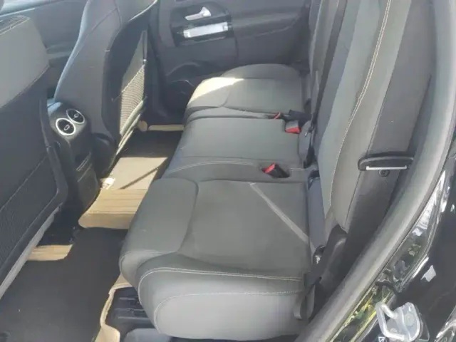 Mercedes-Benz EQB — Фото автомобиля 11