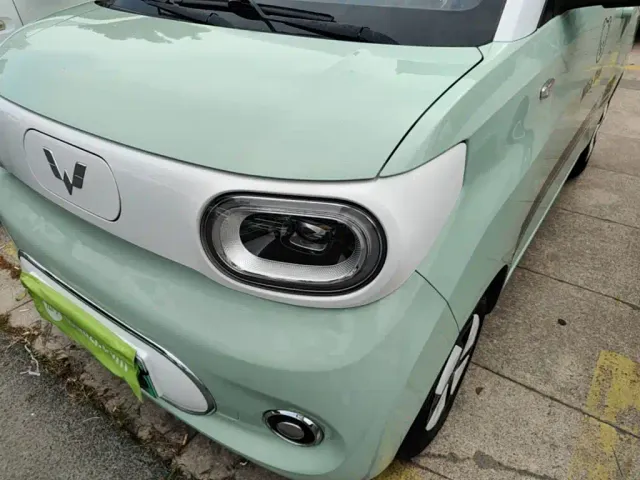 Wuling Hongguang Mini EV — Фото автомобиля 23