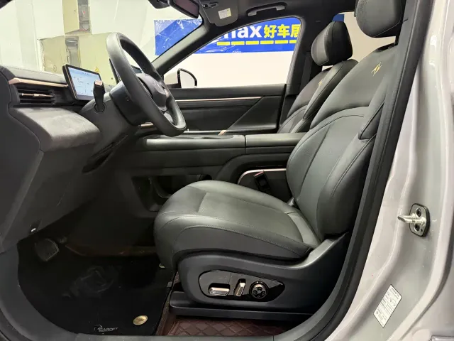 Dongfeng eπ 008 — Фото автомобиля 7