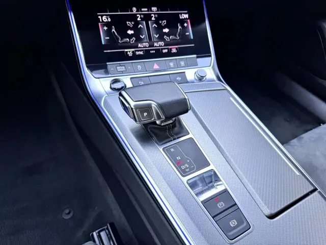 Audi A7L — Фото автомобиля 16