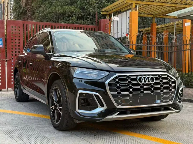 Audi Q5L — Фото автомобиля 3