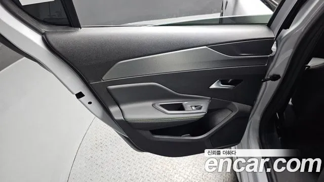 Peugeot 308 — Фото автомобиля 21