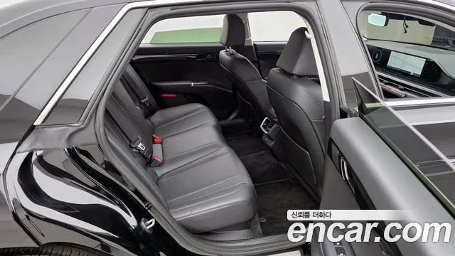 Hyundai Grandeur Grandeur (GN7) 3.5 Бензин 2WD — Фото автомобиля 11