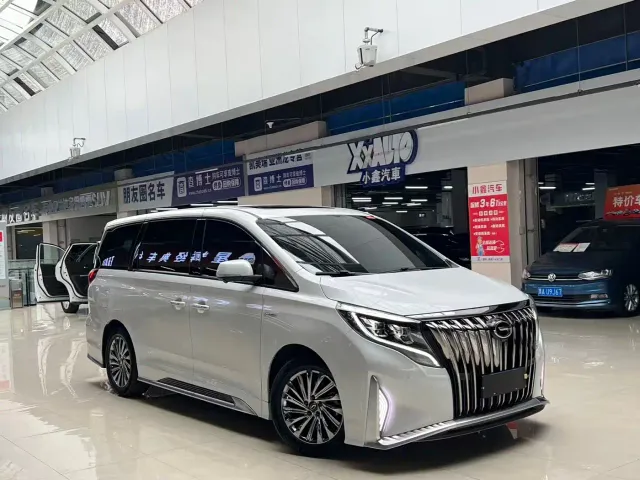 GAC Trumpchi M8 — Фото автомобиля 3