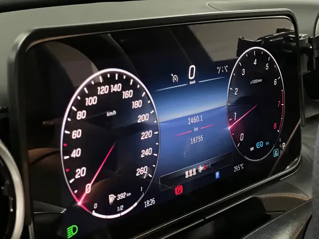 Mercedes-Benz C-Class — Фото автомобиля 7