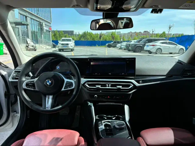 BMW 3 Series — Фото автомобиля 12