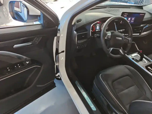 Haval H6 — Фото автомобиля 15