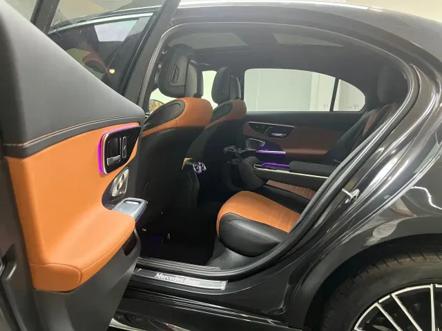 Mercedes-Benz C-Class — Фото автомобиля 22