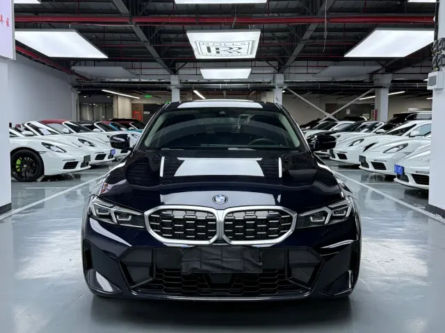 BMW 3 Series — Фото автомобиля 2