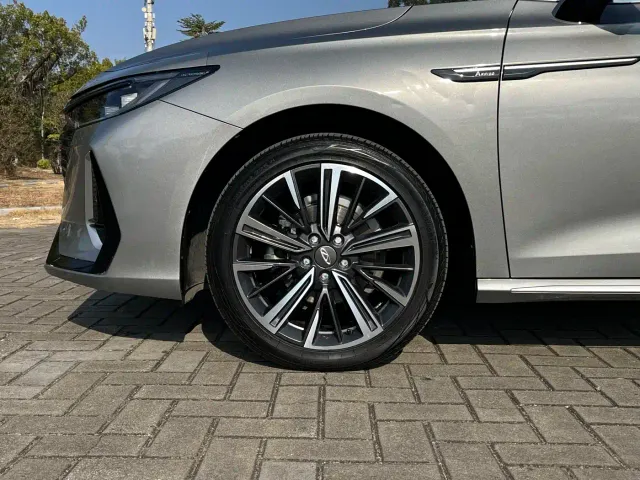 Chery Arrizo 8 — Фото автомобиля 10