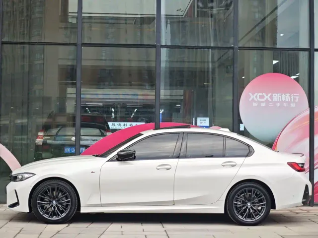 BMW 3 Series — Фото автомобиля 6