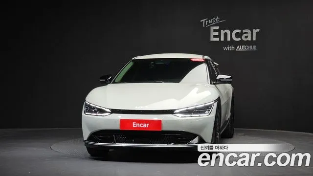Kia EV6 — Фото автомобиля 2