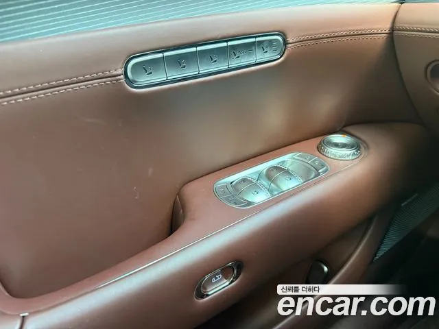 Genesis G90 — Фото автомобиля 13