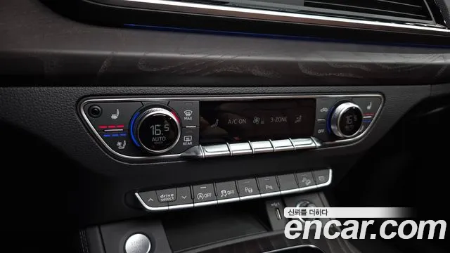 Audi Q5 45 TFSI quattro Premium — Фото автомобиля 24