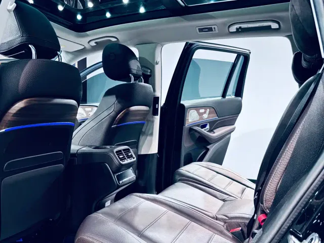 Mercedes-Benz GLS-Class — Фото автомобиля 12