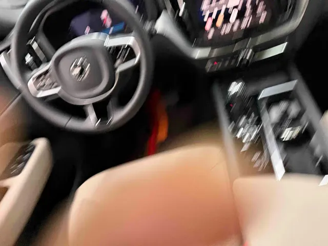 Volvo XC60 — Фото автомобиля 20