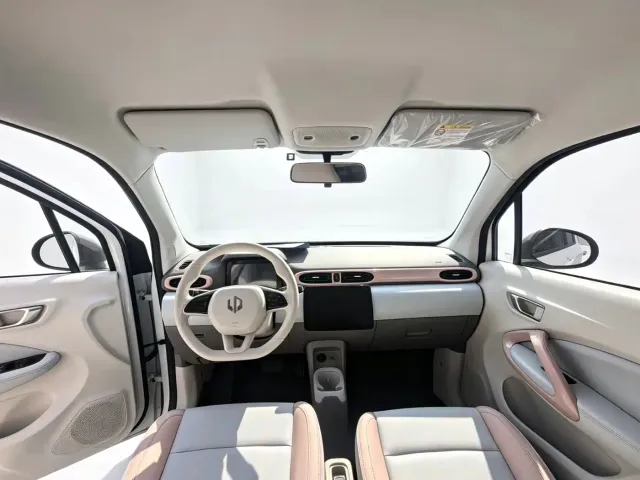 Leapmotor T03 — Фото автомобиля 8