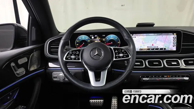 Mercedes-Benz GLE-Class — Фото автомобиля 19