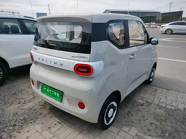 Wuling Hongguang Mini EV — Фото автомобиля 6