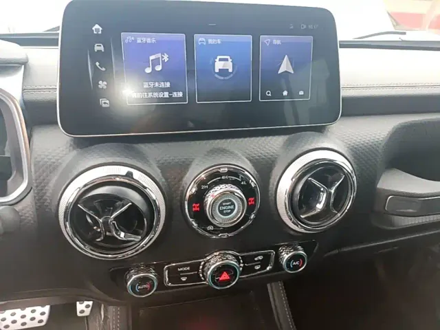 BAIC BJ40 — Фото автомобиля 12